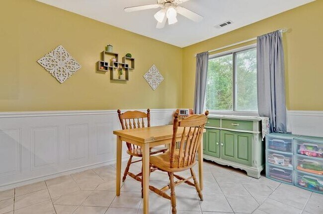 703 N Deer Run Dr Unit 1
