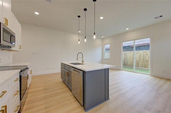 Photo - 4029 Knoxville St Unit B