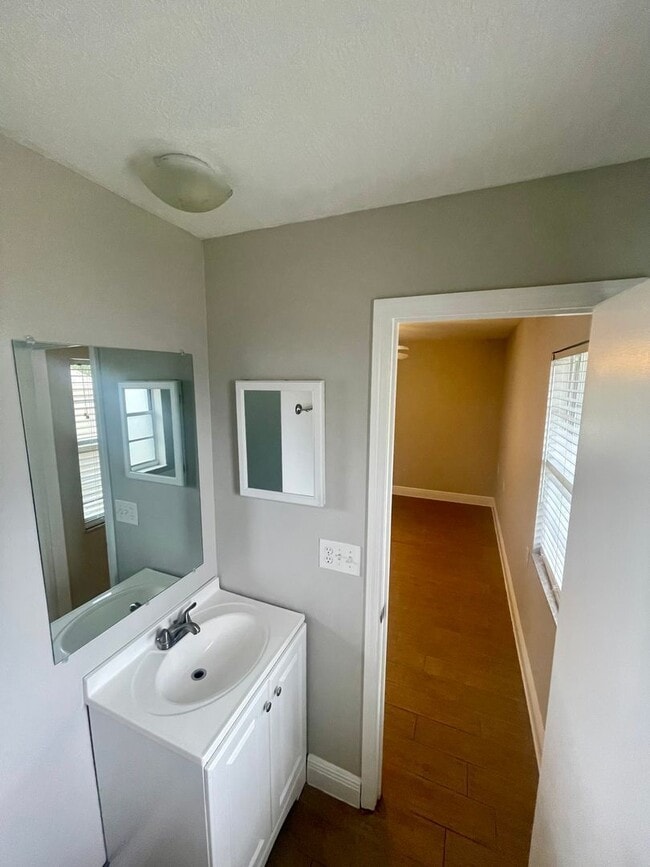 Photo - 1111 Galahad Dr