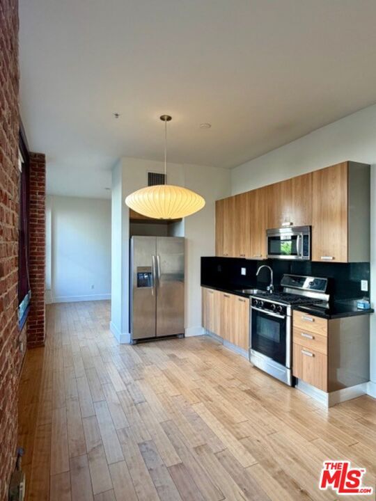 Photo - 460 S Spring St Unit 303