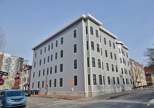 Photo - 37 Brookline St Unit 4