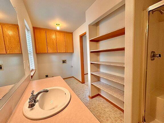 Photo - 975 NW Anjni Cir