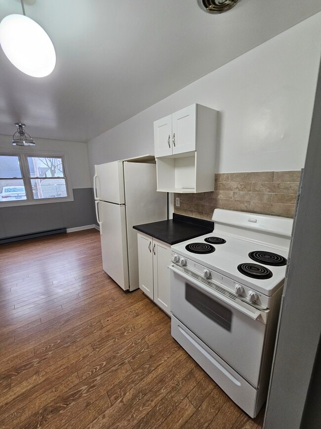 Photo - Leamington Manor