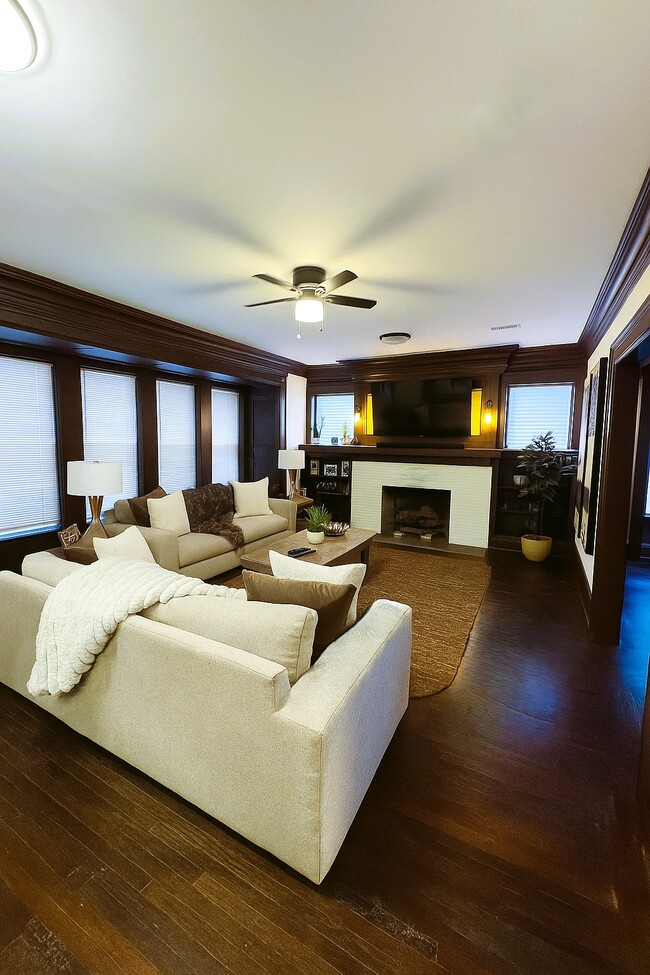 Photo - The Proy Apartments