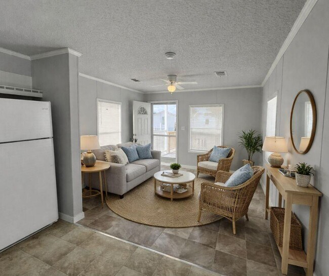 Photo - 2218 Chicago Cubs St