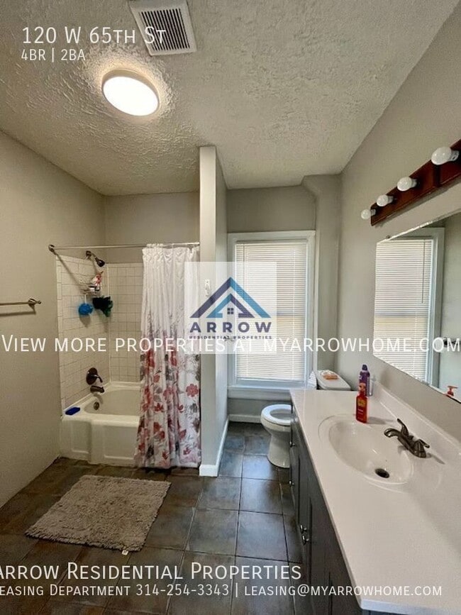 Photo - 120 65th St W