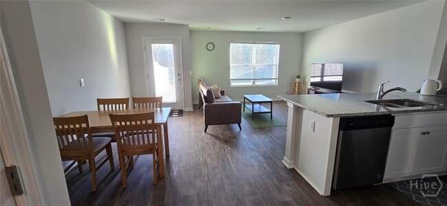 Building Photo - 172 Coneflower Rd Rental