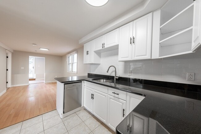 Photo - 19 Loring Rd Apartment Unit #1
