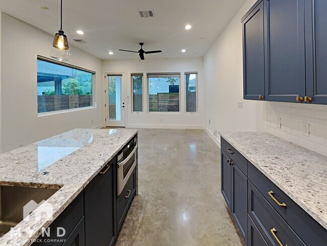 Photo - 2310 S 3rd St Unit A