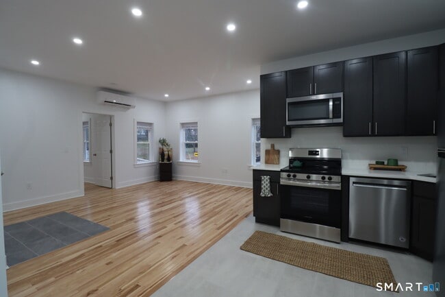 Photo - 55 Channing St Unit 2