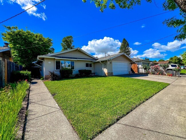 Photo - Single-Level Bel Aire Home with Spacious Layout