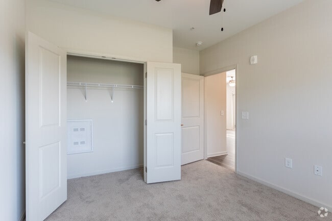3BR, 2BA - 1295SF Azalea - Bedroom