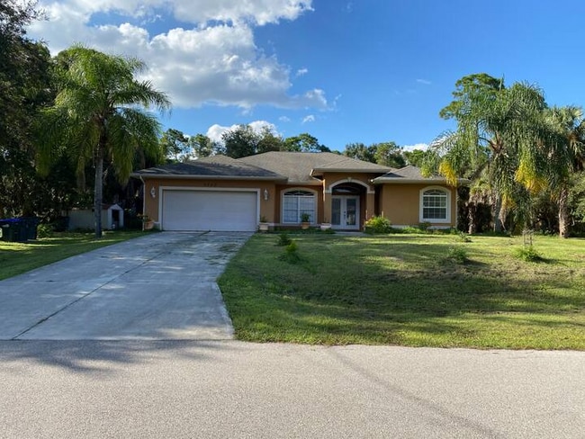 Building Photo - 5540 Allamanda Ave Rental
