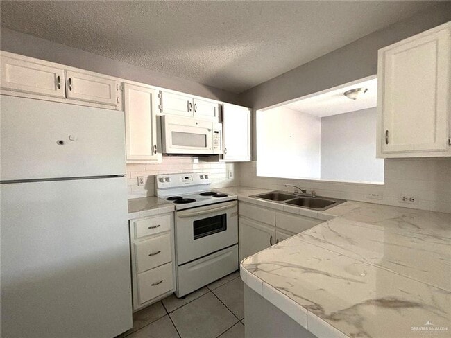 Photo - 7 N 11th St Unit F