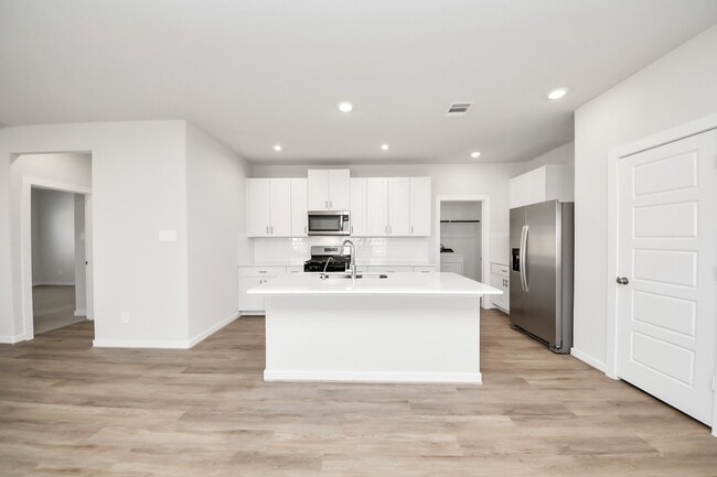 Building Photo - 6808 Hart Oak Ct