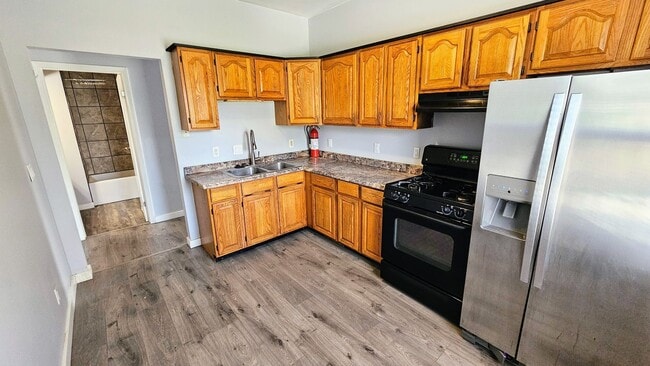 Photo - 3244 E 5th Ave Unit B