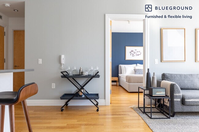 Photo - 550 W 54th St Unidad SI FL31-ID407