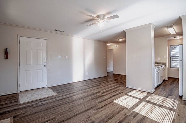 Spacious living room