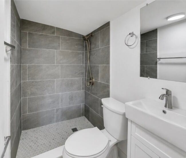 Photo - 1117 SE 5th St