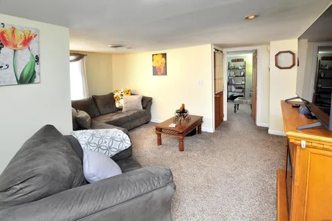 Photo - 349 Naubuc Ave Unit B