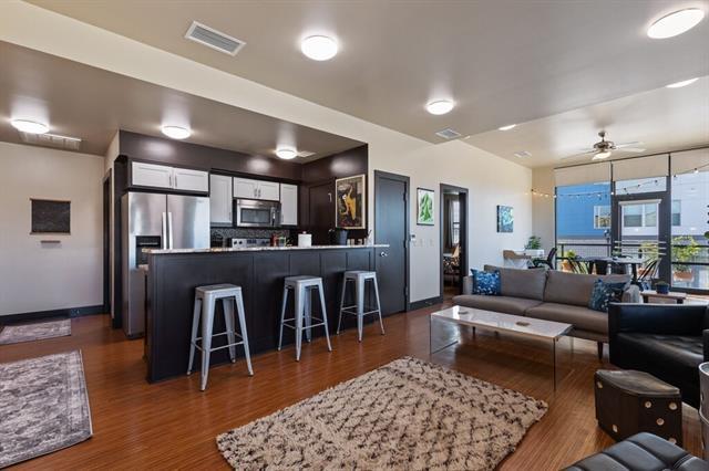 Photo - 1125 S Jennings Ave Unidad 201