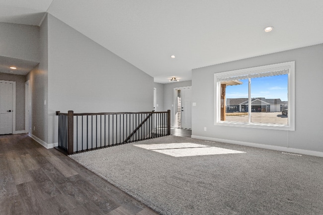 Photo - 168 Stonelake Dr SE