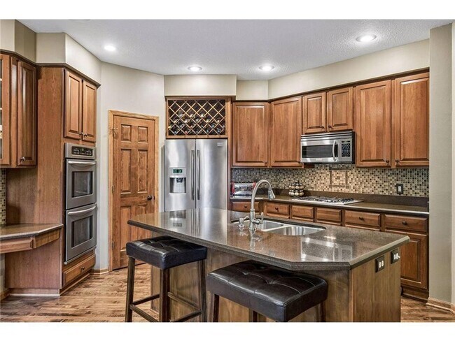 Photo - 18464 Farmstead Cir