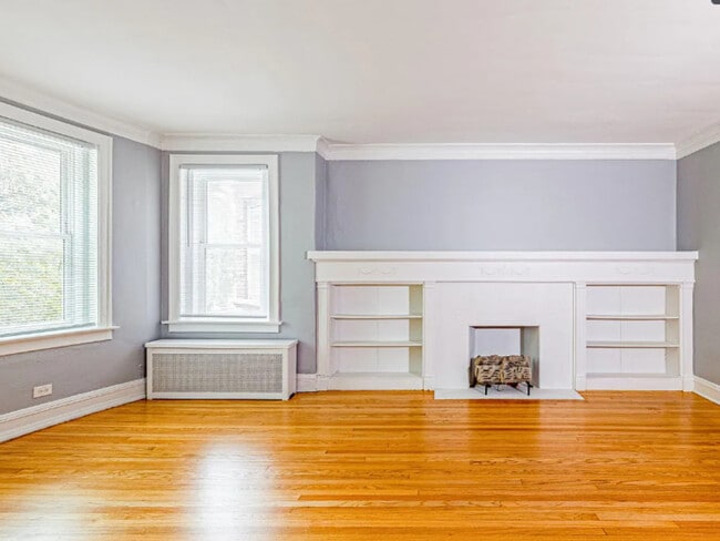 Photo - 8227 S Maryland Ave Unit 3S