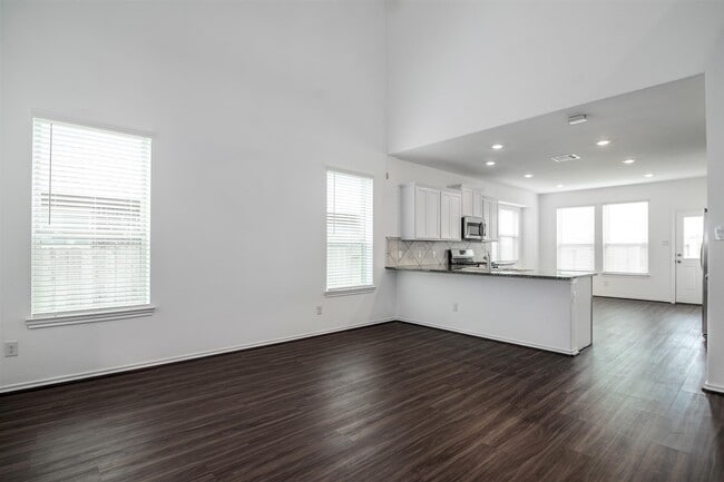Photo - 23741 Woodgreen Terrace Dr