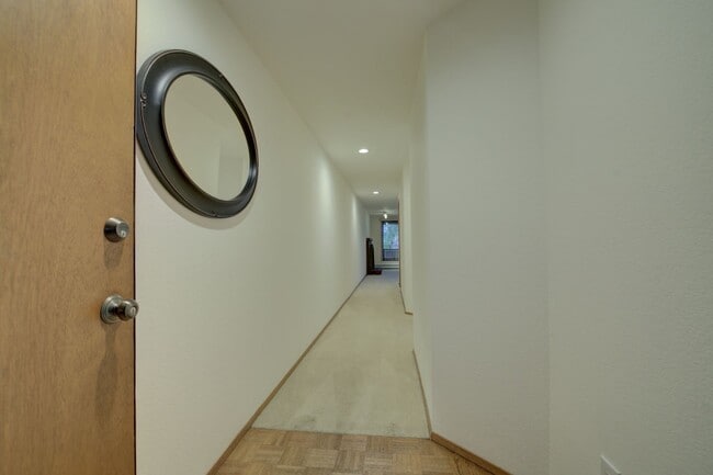 Photo - 3055 80th Ave SE Unidad 106