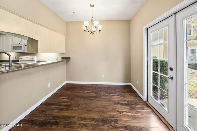 Photo - 1604 Annabellas Way