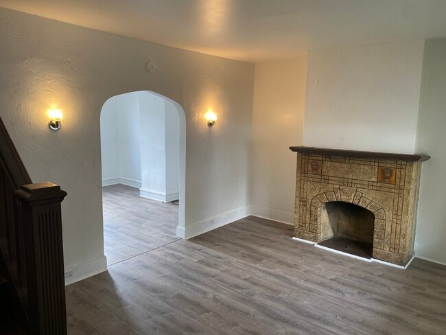 Photo - 2633 S 18th St Unit 1