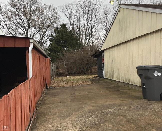 Photo - 3535 N Brentwood Ave