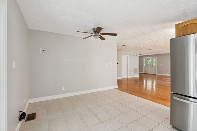 Photo - 16 Blacksmith Rd