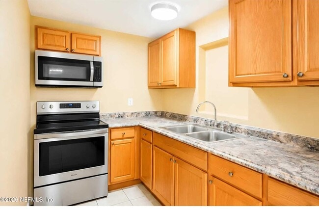 Photo - 1623 Alfen St