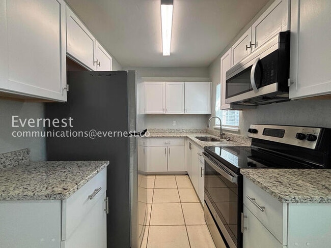 Photo - 116 Hope Cir