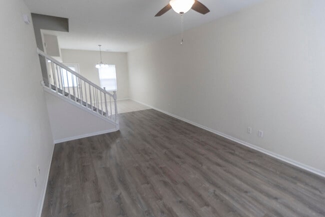 Photo - 5000 Derby Ridge Dr Unidad 307