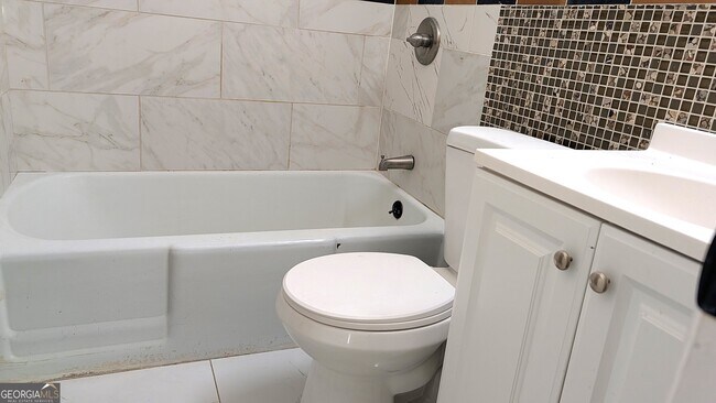 Photo - 3307 Guthrie Dr