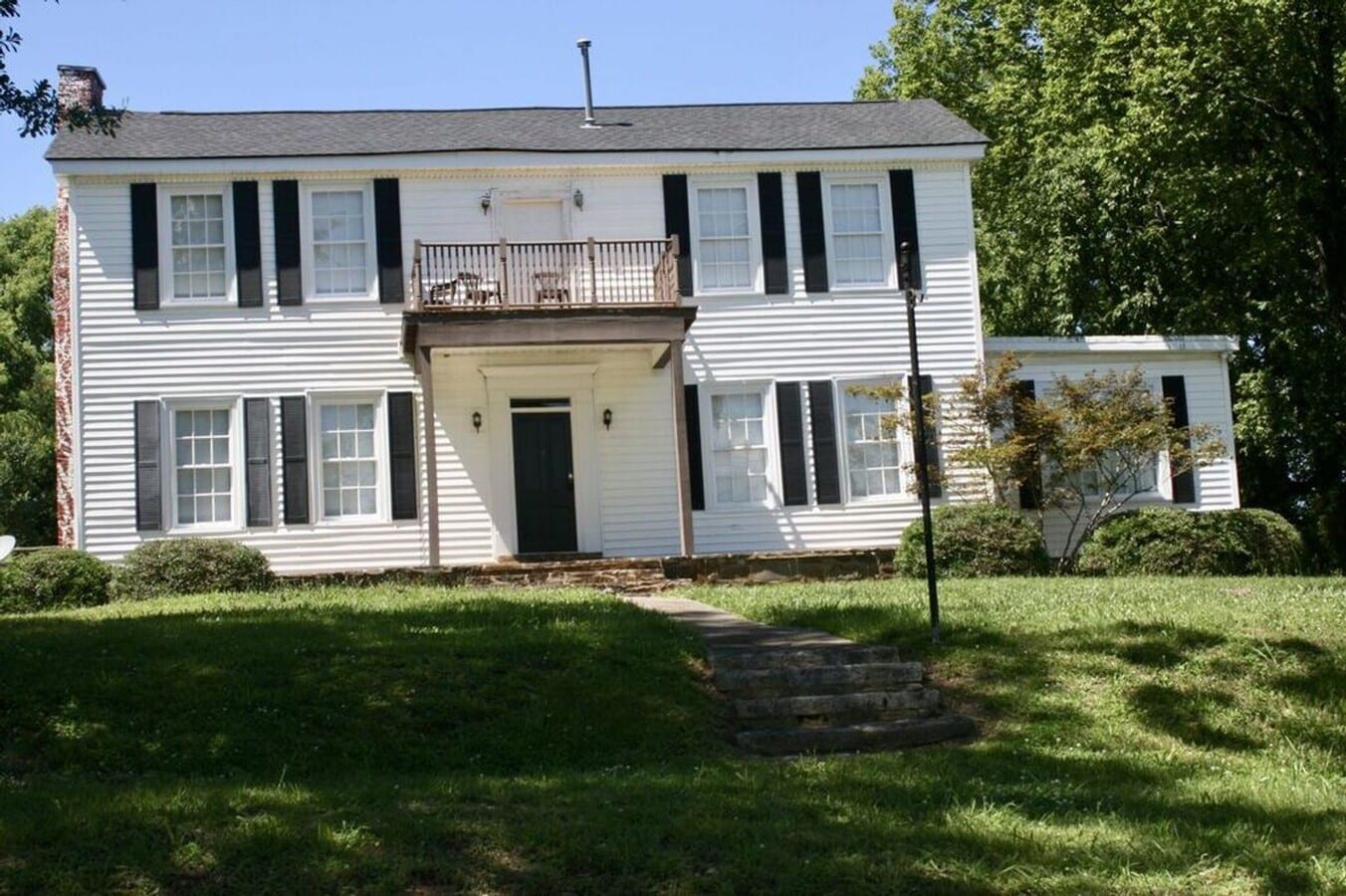 Photo - 511 W 11th St Unit A