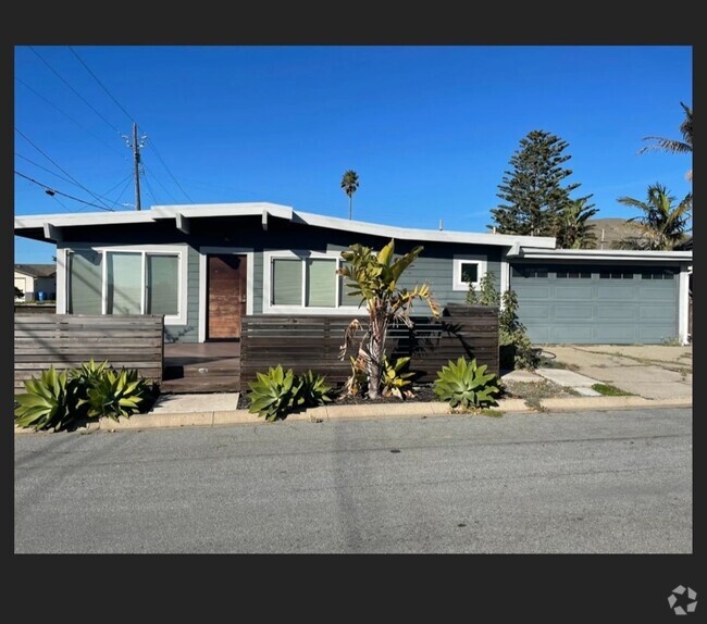 Building Photo - Charming 3 Bedroom 2 Bath + Office with Se... Rental