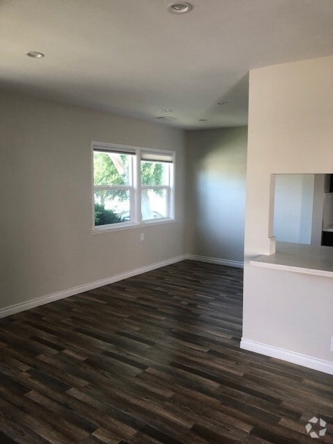 Building Photo - 9059 Lucerne Ave Unit 1 Rental