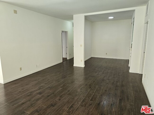 Photo - 860 S Lucerne Blvd Unit 202