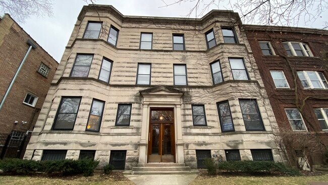 Photo - 1443 W Belle Plaine Ave Unidad 3