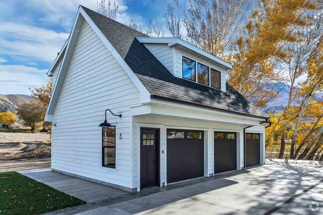 Building Photo - 4031 W 12350 S Rental