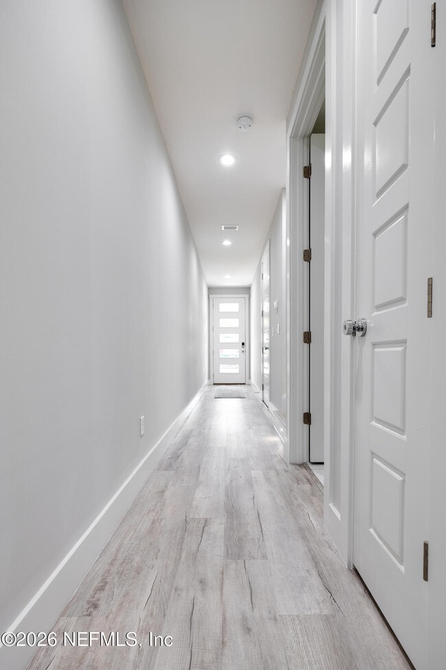 Photo - 817 7th Ave N