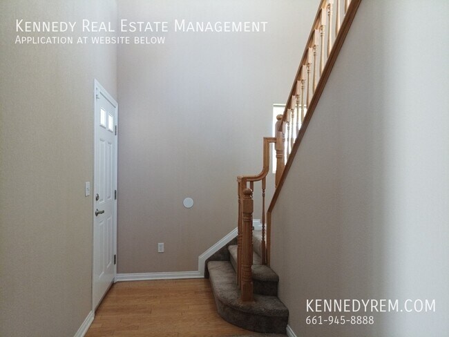 Photo - 461 West Avenue K-