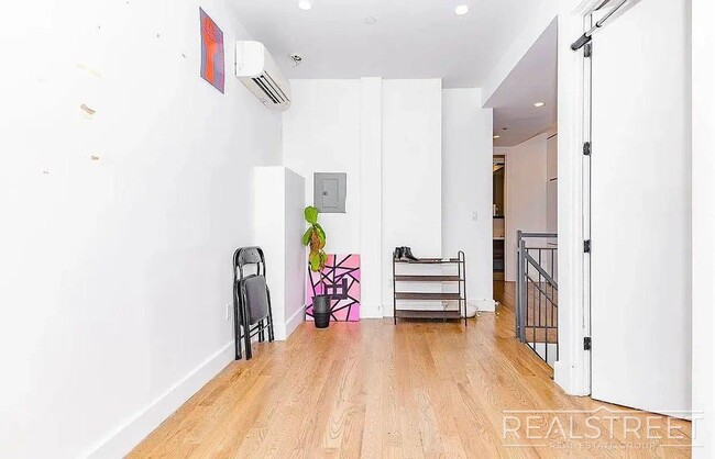 Photo - Putnam Avenue Unit 1A