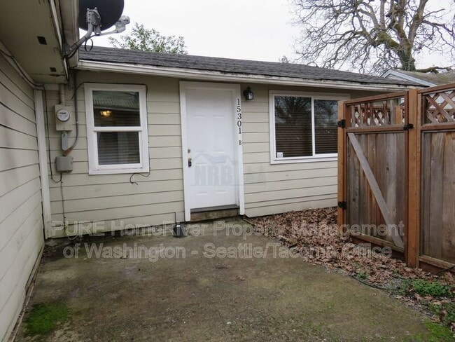 15301 Portland Ave SW