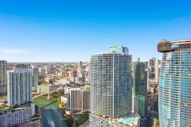 Building Photo - 475 Brickell Ave Unit 5010
