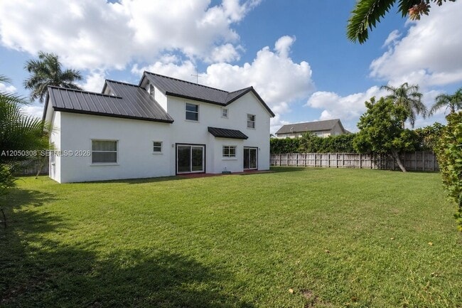 1843 SW 138th Ave